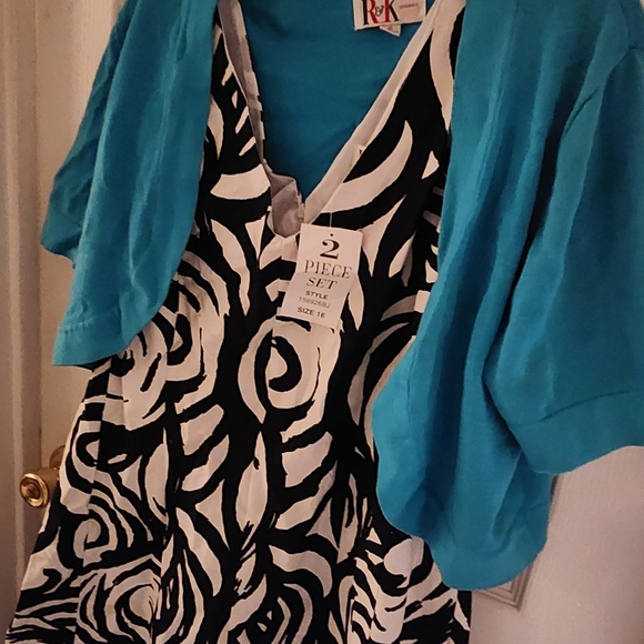 Two piece A-line dress - Picture 2 of 2